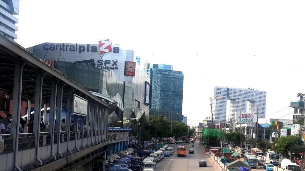 Iyarin@Tuk Chang Ratchayothin Hotel Bangkok Exterior photo